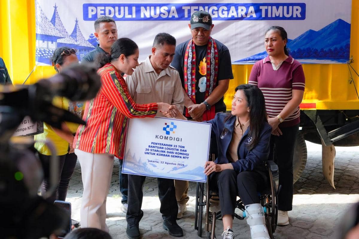 Bantuan dari Komdigi disalurkan kepada korban gempa di NTT sebagai bagian dari upaya kemanusiaan.