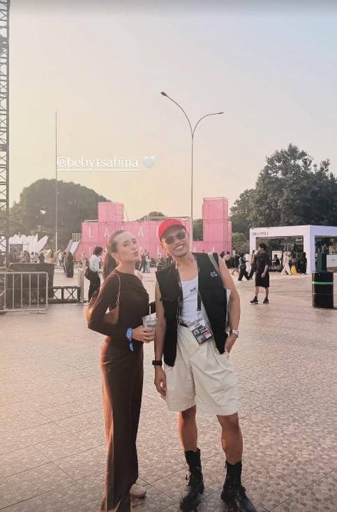 Potret seorang artis saat menghadiri LaLaLa Fest 2026 hari pertama, diunggah melalui akun Instagram wanda_haraa.