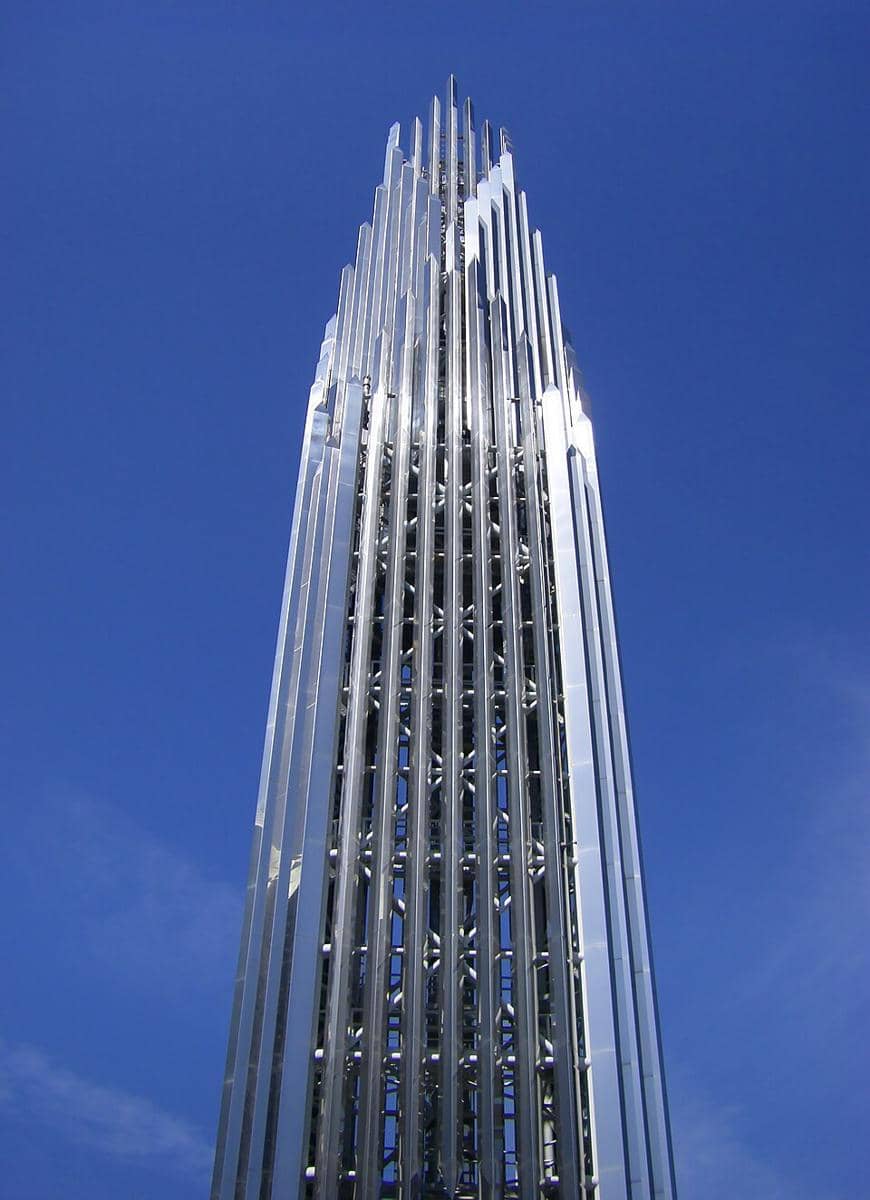 potret Menara Crean di Christ Cathedral