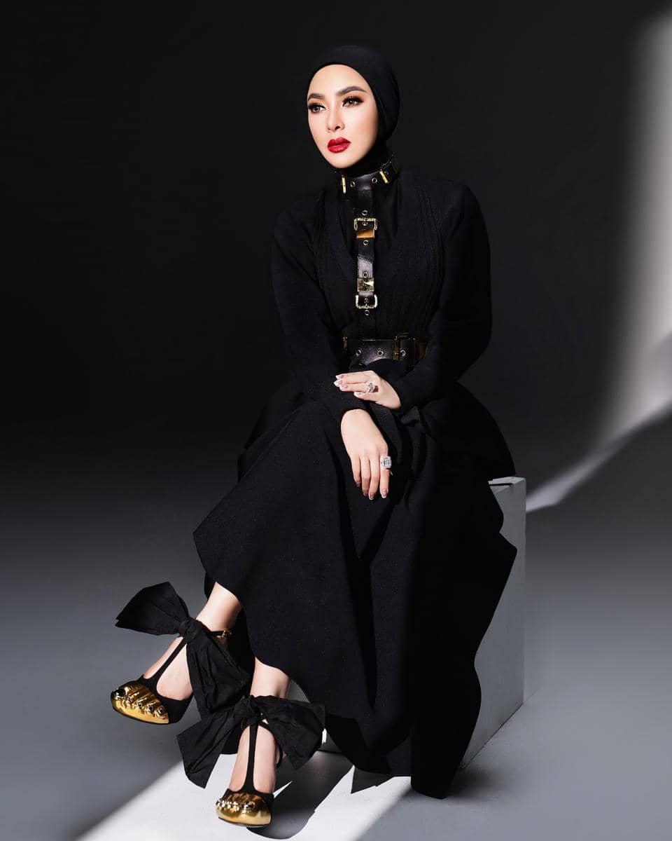 Look Syahrini di Photoshoot Single Terbaru