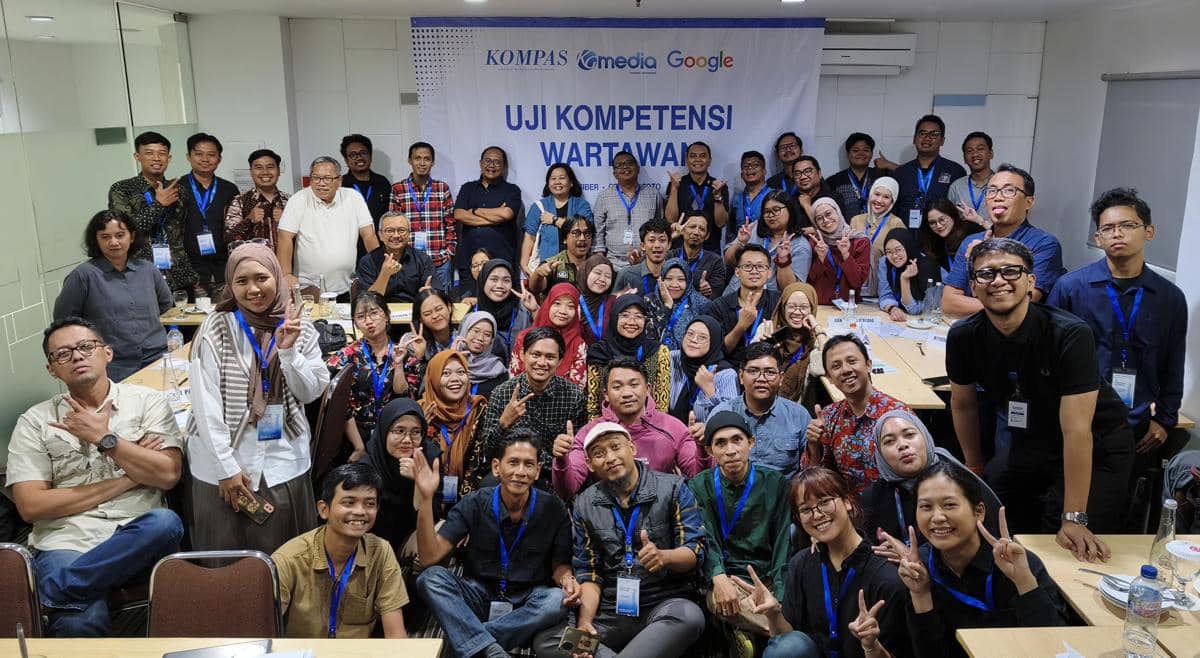 Foto bersama usai penutupan Uji Kompetensi Wartawan (UKW) yang digelar oleh Kompas, KG Media, dan Google di Semarang, 21-22 Agustus 2026. (D