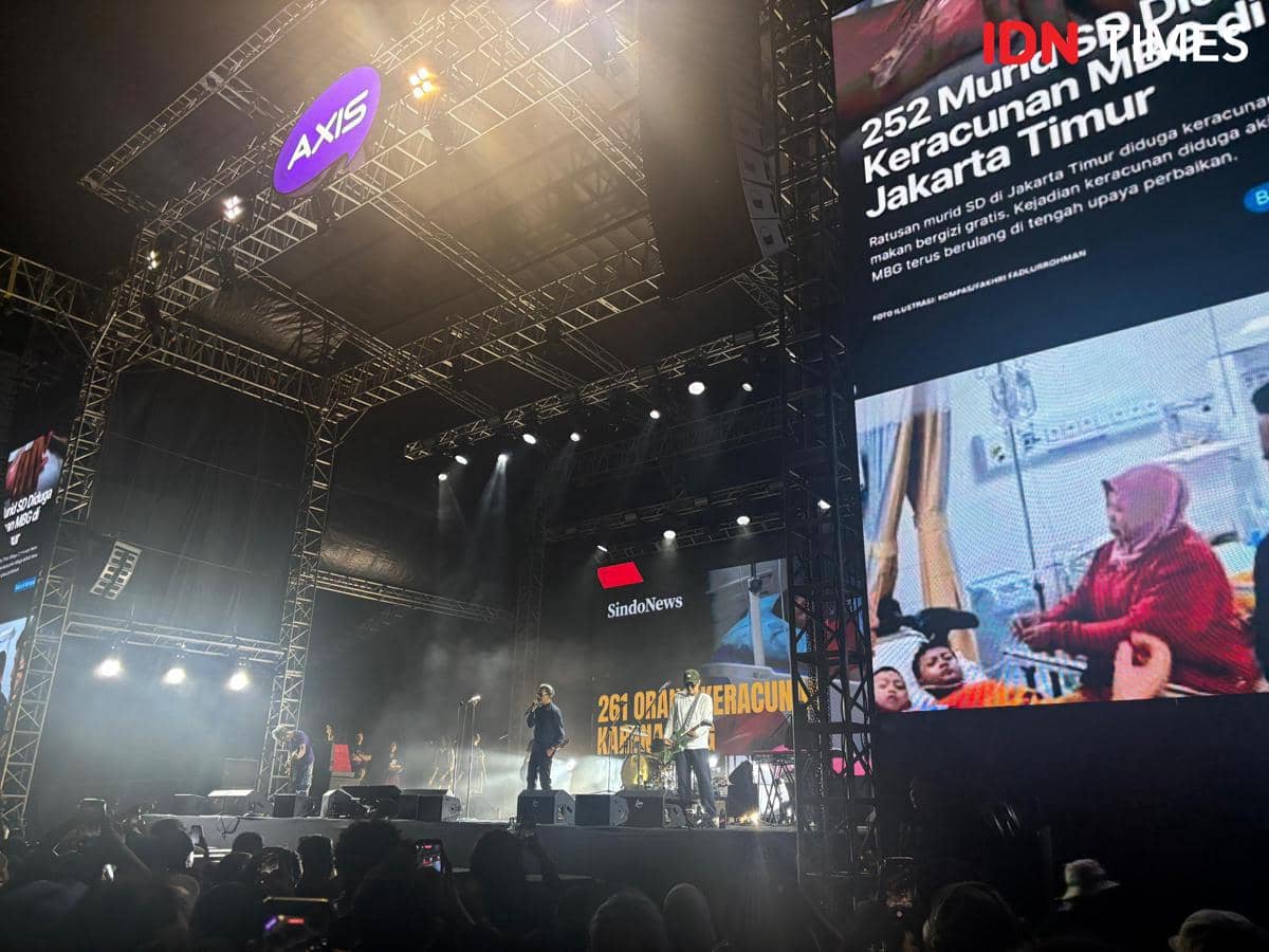 Penampilan Majelis Lidah Berduri di Cherrypop Festival 2026, Sabtu (22/8/2026). (IDN Times/Herlambang Jati Kusumo)
