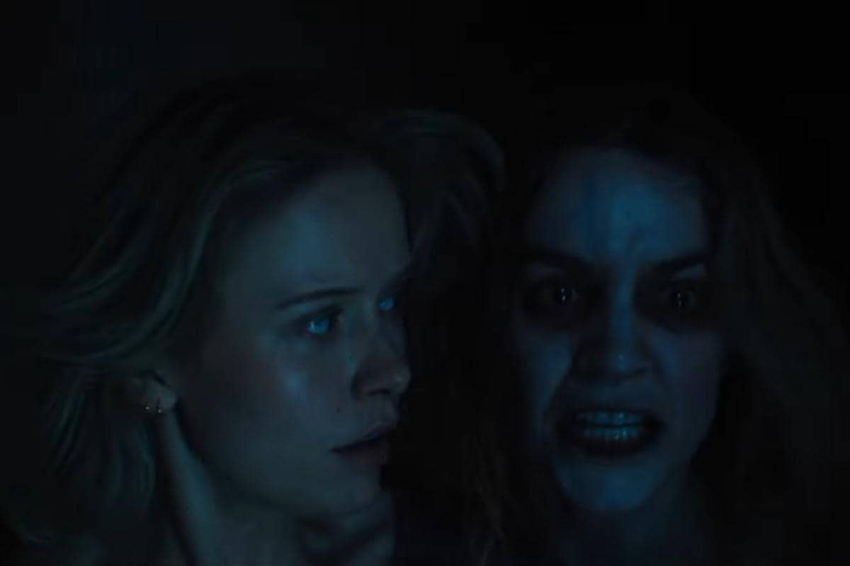 cuplikan film Insidious: Out of the Further