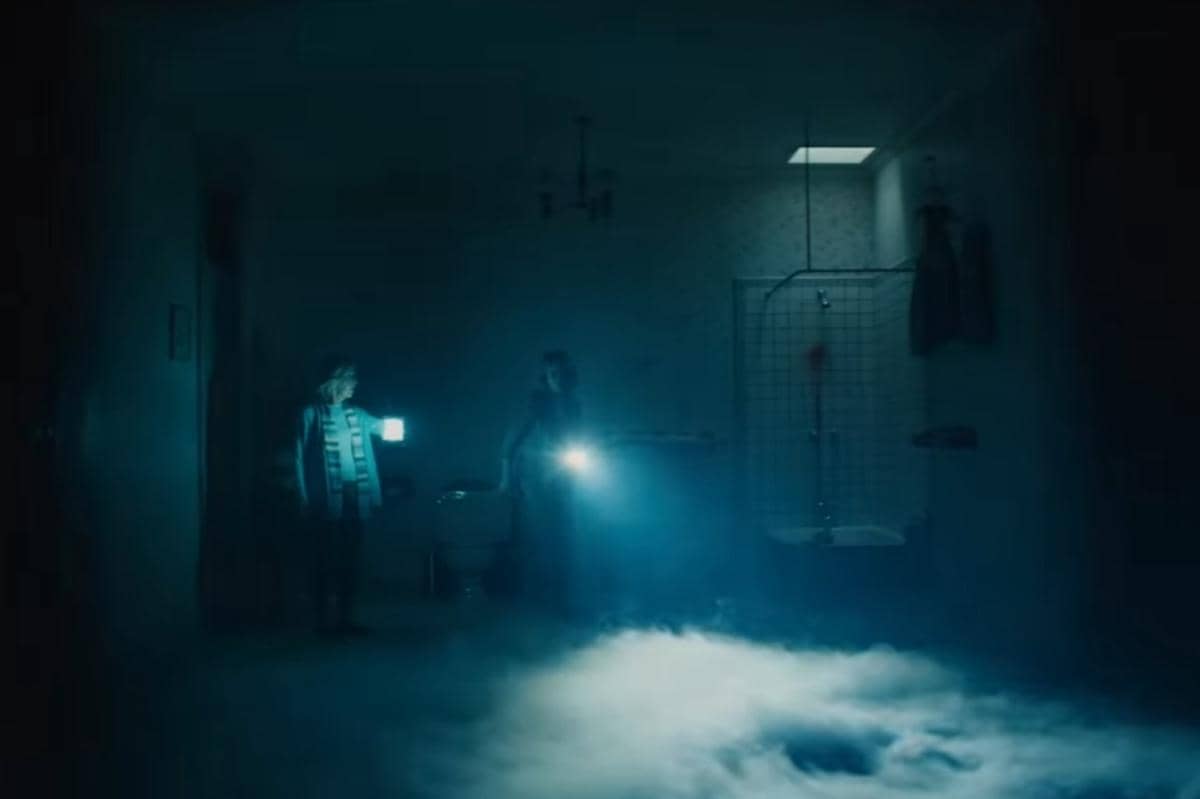 cuplikan film Insidious: Out of the Further