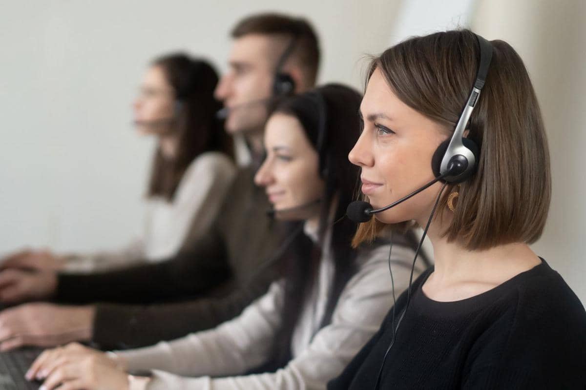 ilustrasi telemarketing