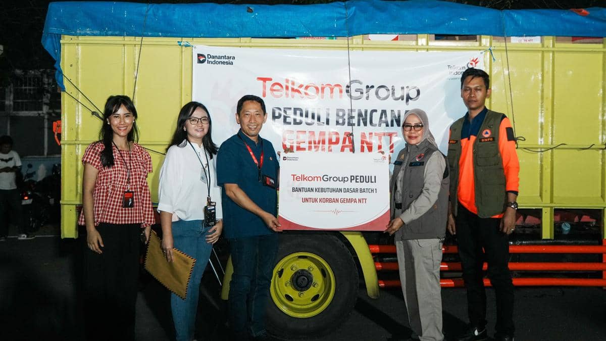 TelkomGroup Salurkan Bantuan Kemanusiaan hingga Rp1,3 Miliar bagi NTT
