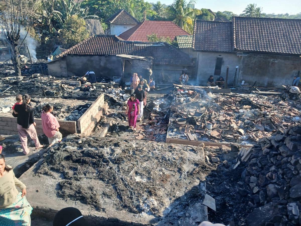 Kampung Adat Sade di Lombok Kebakaran, Kemensos Salurkan Bantuan