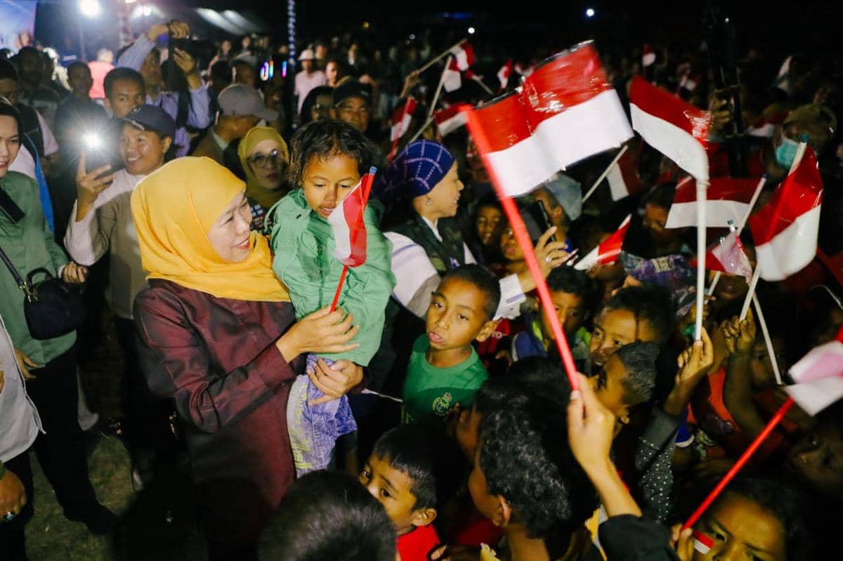 Jatim Kirim Tim Psikososial ke NTT, Khofifah Pulihkan Senyum Anak-Anak