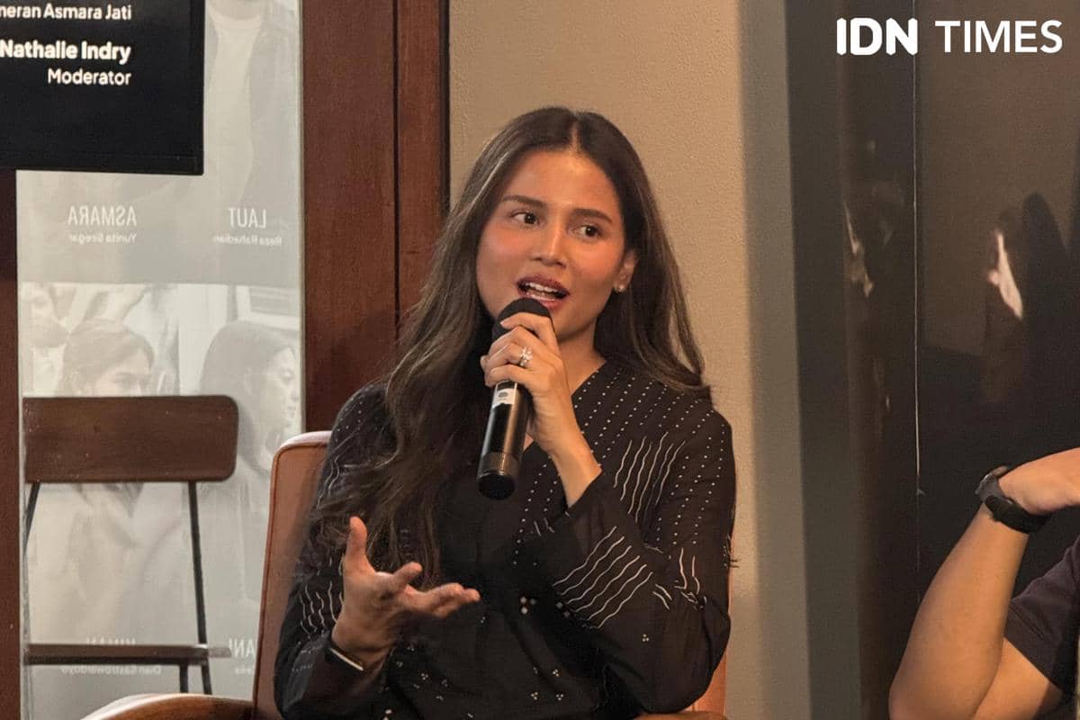 Yunita Siregar Syok saat Syuting MV Matilah Kau Mati - Efek Rumah Kaca
