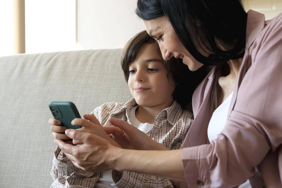 5 Unsur Literasi Digital yang Penting Diajarkan kepada Anak
