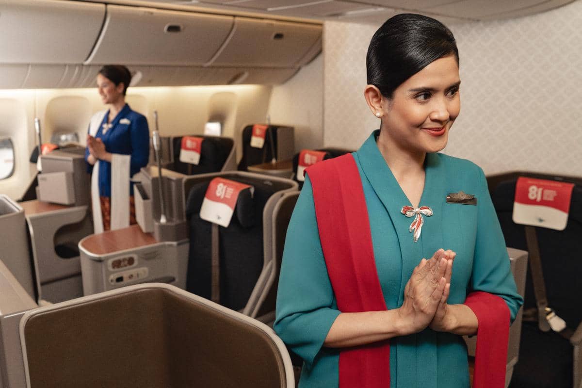 Seragam Baru Garuda Indonesia berkolaborasi dengan Sarinah dan BINhouse