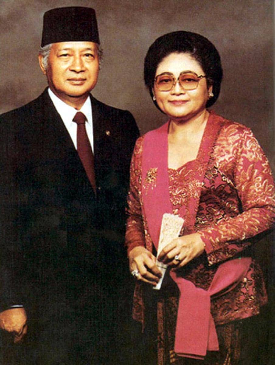Kisah cinta Soeharto dan Tien Soeharto
