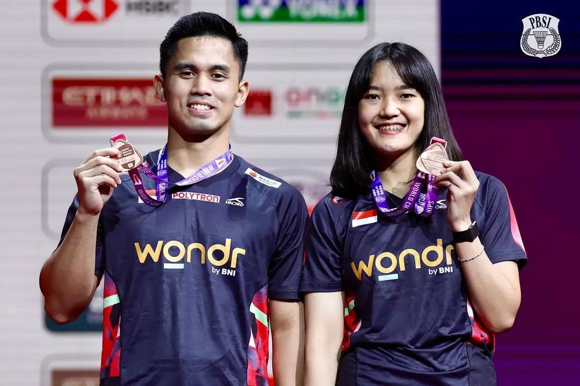 Amri Syahnawi/Nita Violina Marwah meraih medali perunggu di Kejuaraan Dunia Bulu Tangkis 2026 (Instagram.com/badminton.ina)