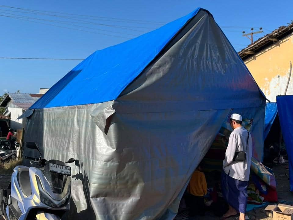 ITB Bangun 10 Shelter Darurat untuk Warga Terdampak Gempa Flores