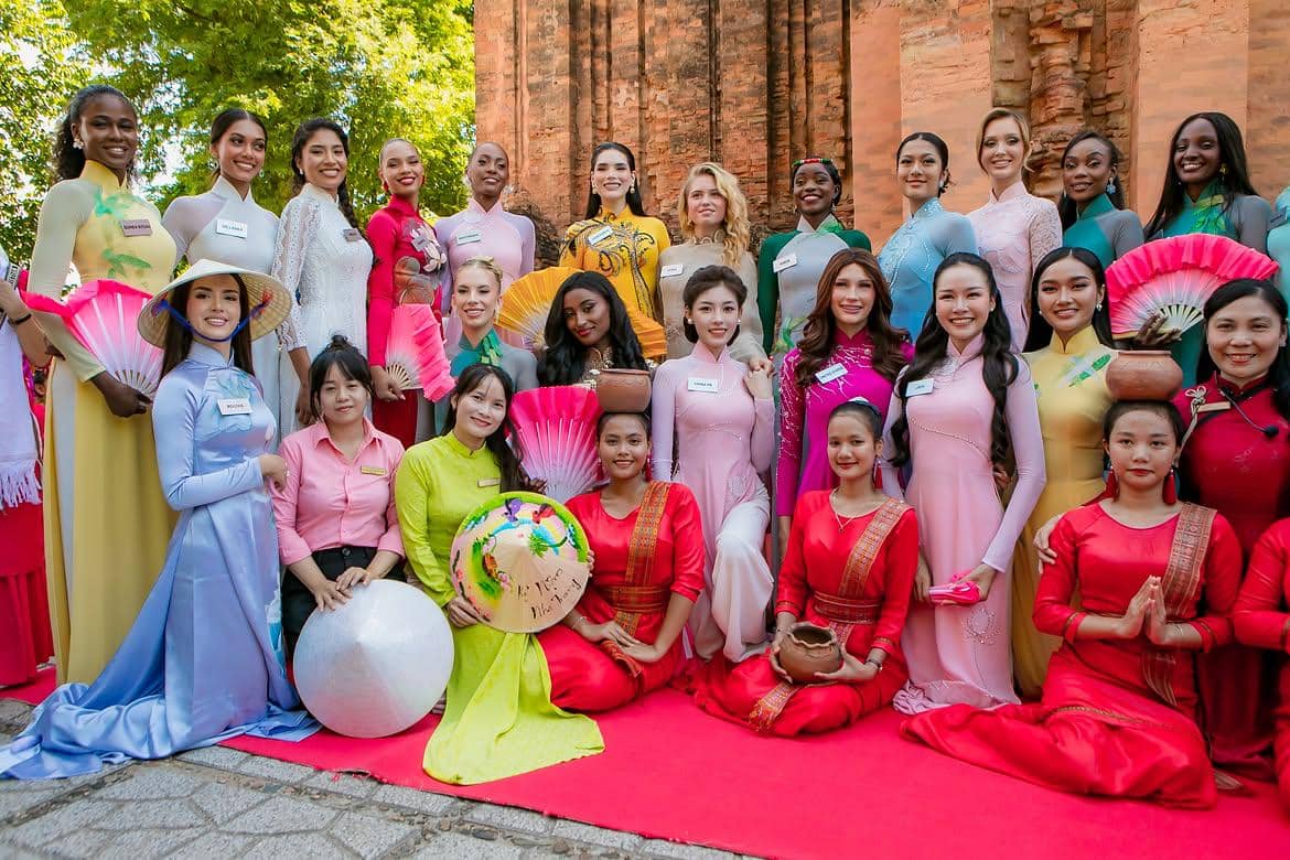 7 Potret Finalis Miss World 2026 saat Kunjungi Po Nagar Cham Temple