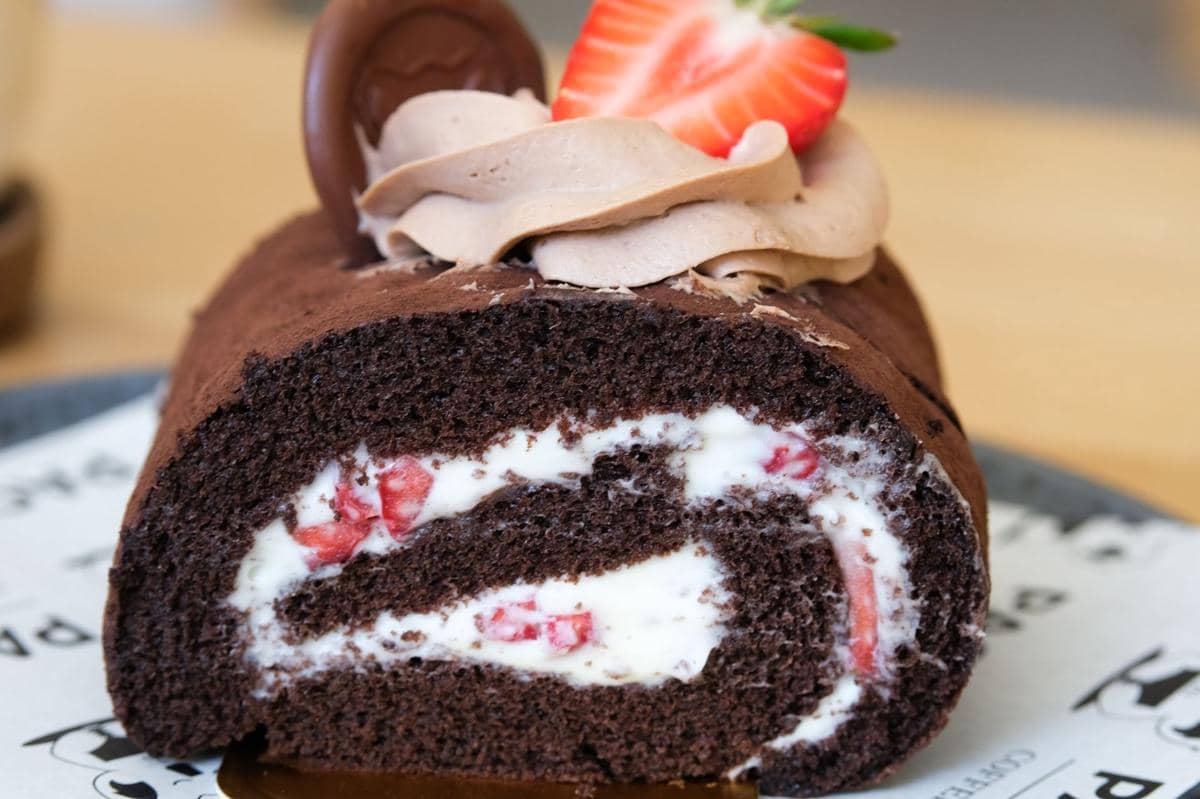 5 Bahan Utama untuk Membuat Swiss Roll yang Lembut dan Elastis