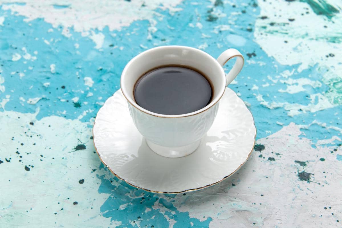 Kenapa Espresso Disajikan dalam Cangkir Demitasse?