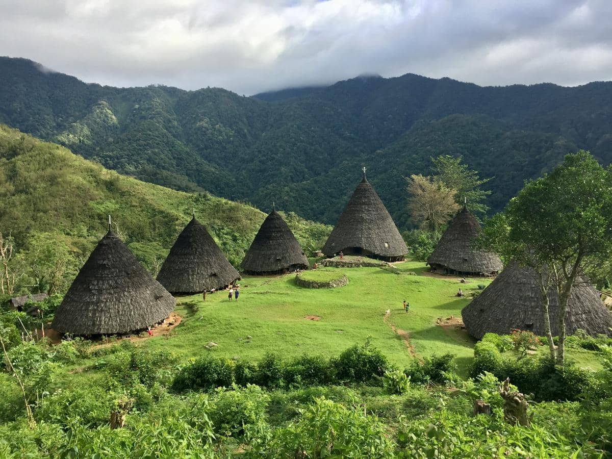 Potret Desa Adat Wae Rebo 