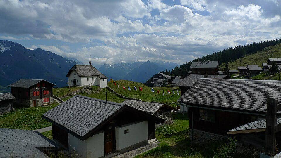 Desa Bettmeralp di Swiss