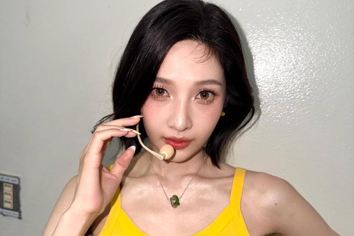 3 Idol KPop Cewek Ini Dikunjungi Keluarganya di Dorm, Bikin Senang!
