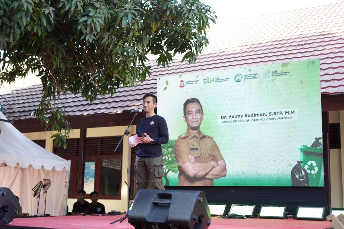DLH Makassar Tambah 30 Motor dan 10 Arm Roll untuk Angkut Sampah