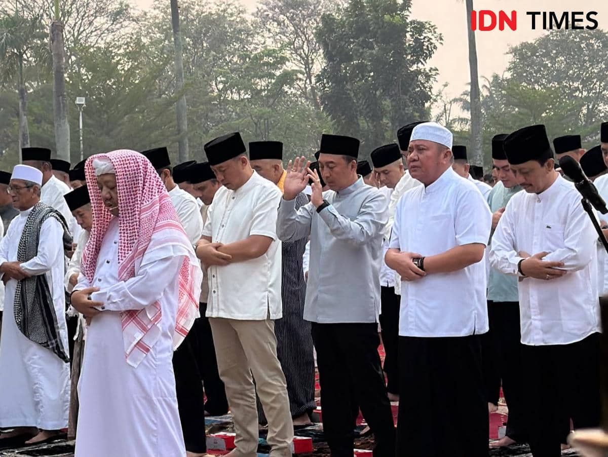 Gelar Salat Istisqa, Gubernur Sumsel Harap Hujan Segera Turun di Palembang