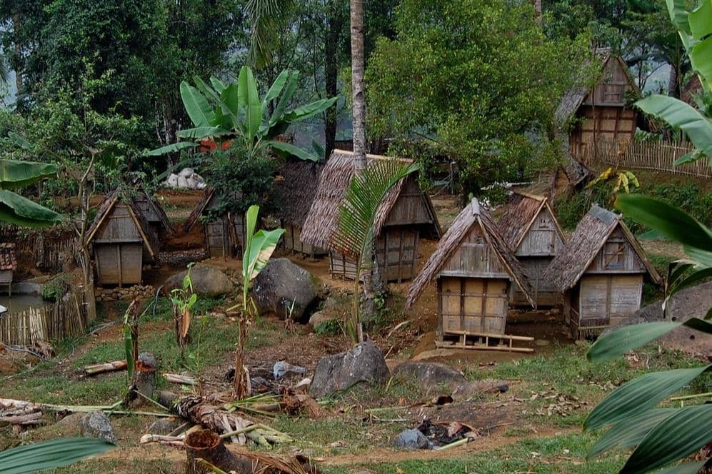 9 Lumbung Padi Tradisional Indonesia, Oase Pangan yang Bertahan
