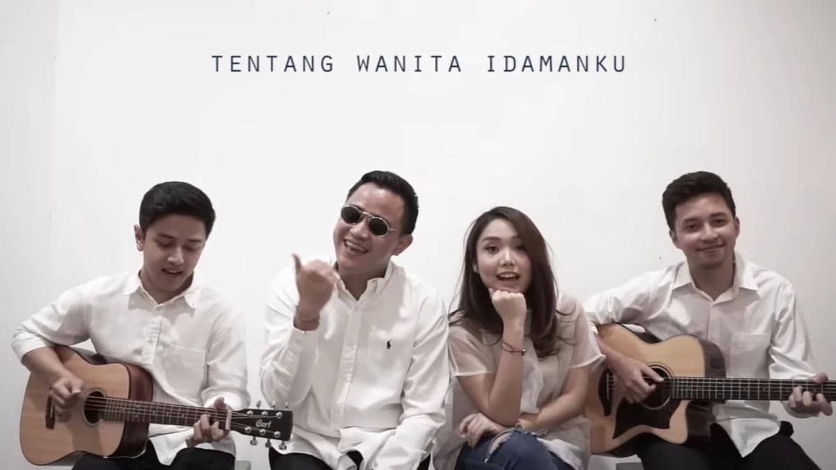 cuplikan video lirik "Apa Adanya"