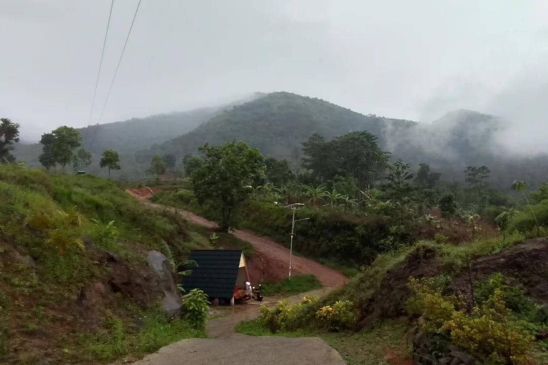 5 Fakta Gunung Geulis Jatinangor, Cocok Buat Pendaki Pemula!