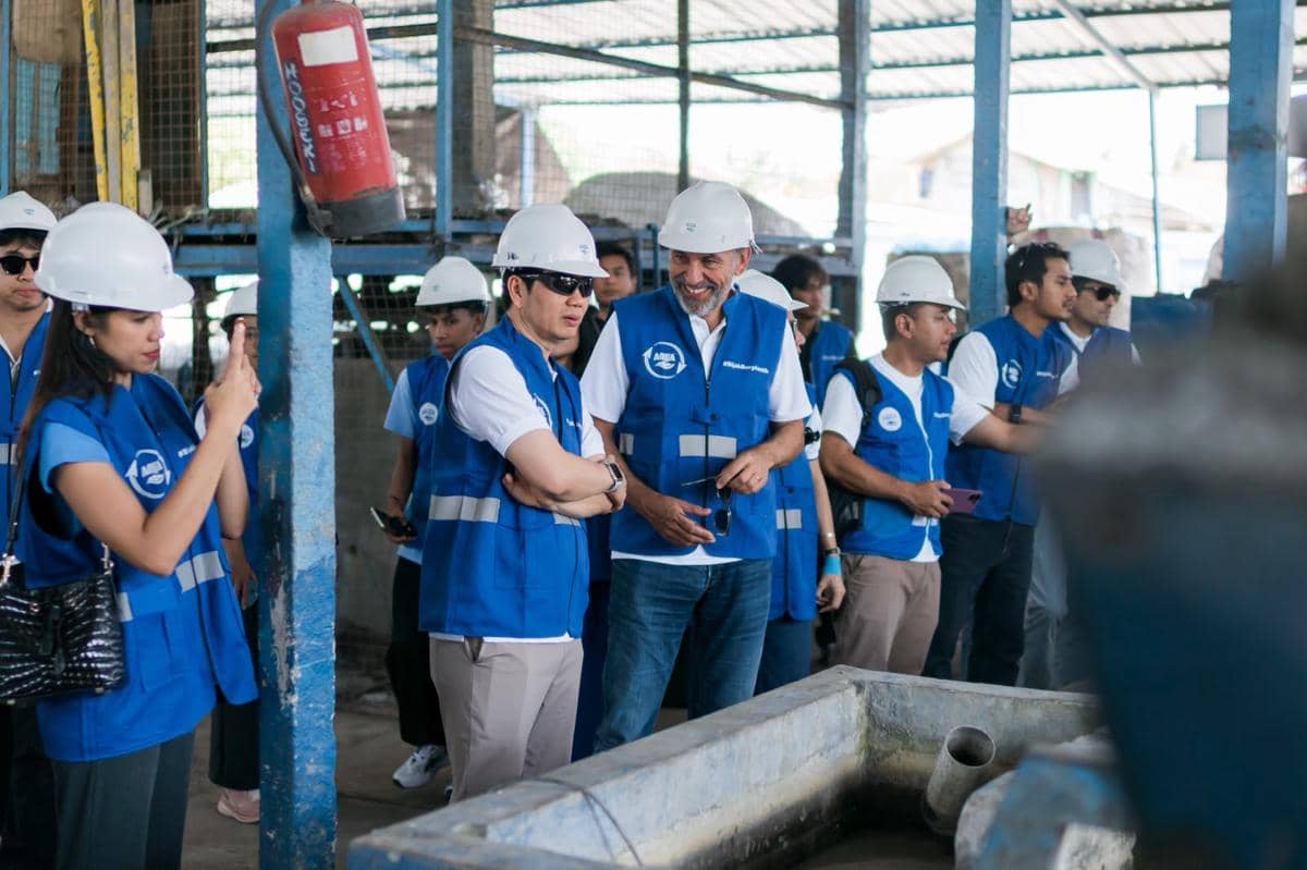Kolaborasi AQUA dan Citilink dalam memperkuat ekonomi sirkular melalui pengelolaan sampah plastik.