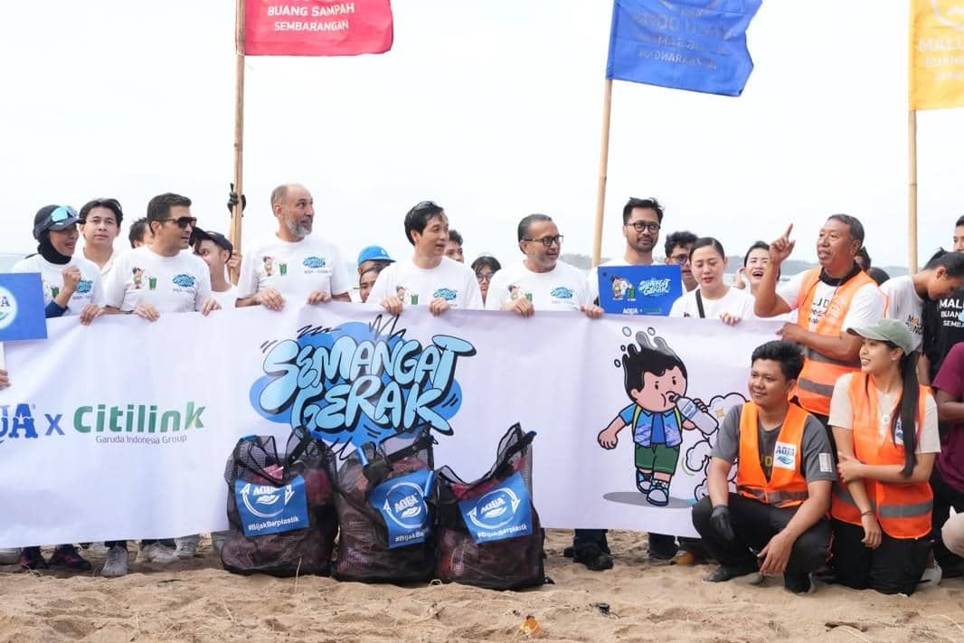AQUA dan Citilink Perkuat Ekonomi Sirkular Lewat Sampah Plastik