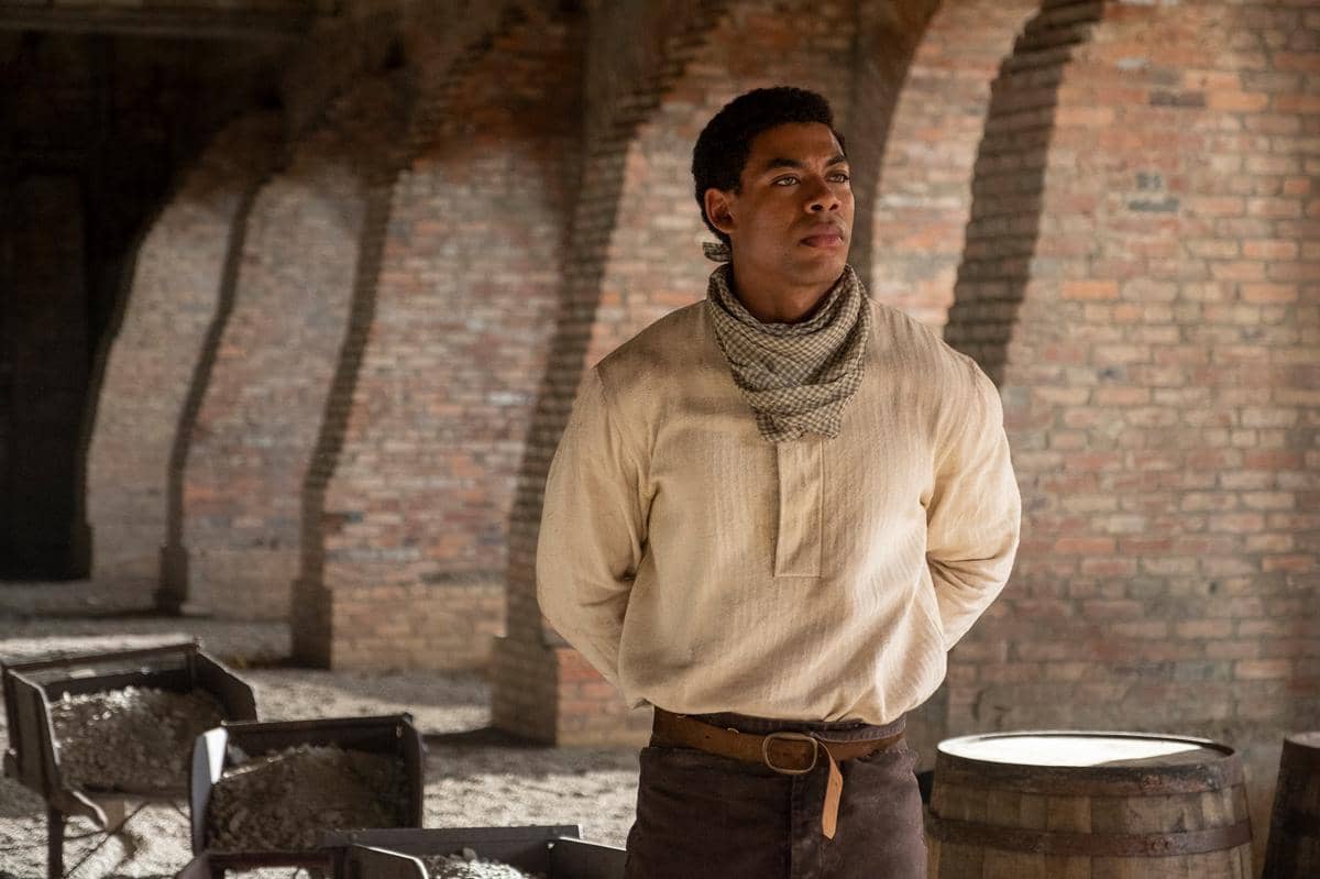 Aaron Pierre dalam serial The Underground Railroad