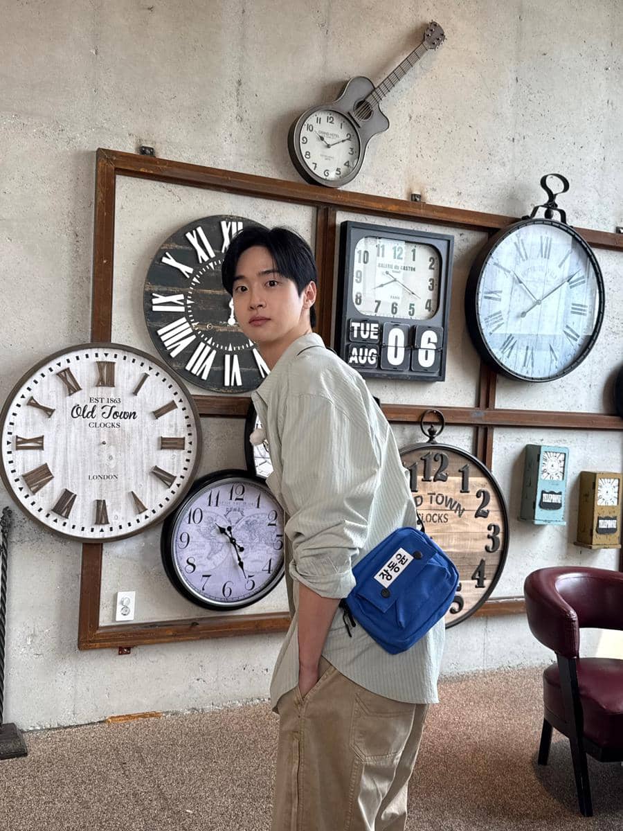 Potret Jang Dong Yoon yang dibagikan melalui akun Instagram pribadinya dengan nama pengguna dongyoon_0712.