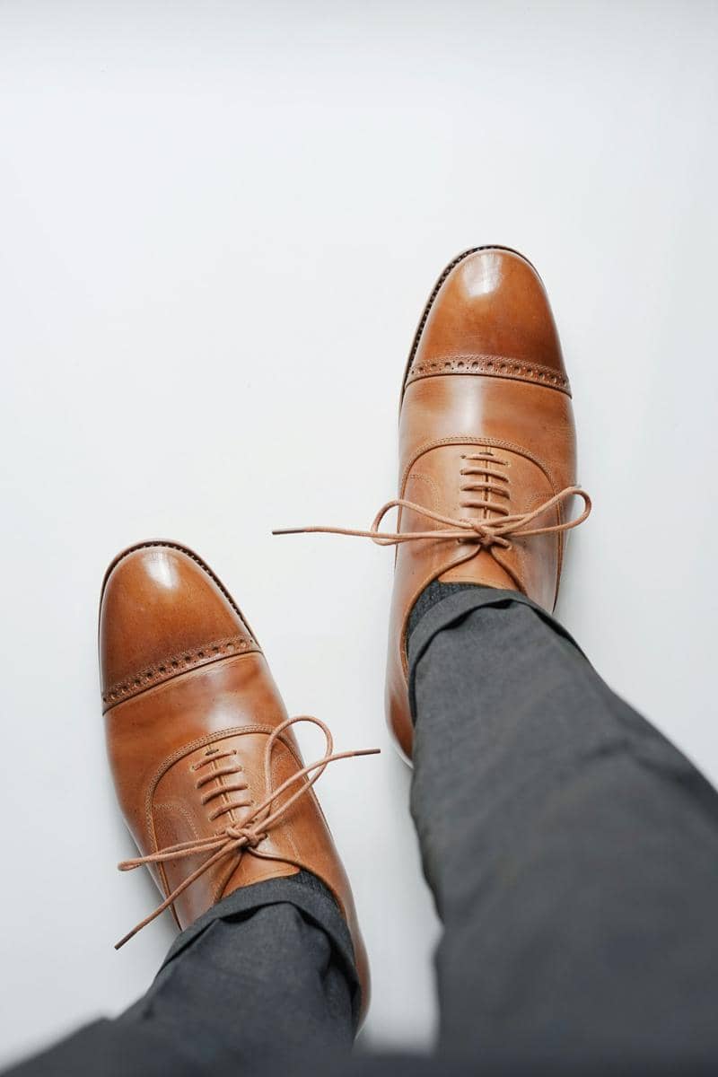 ilustrasi sepatu oxford