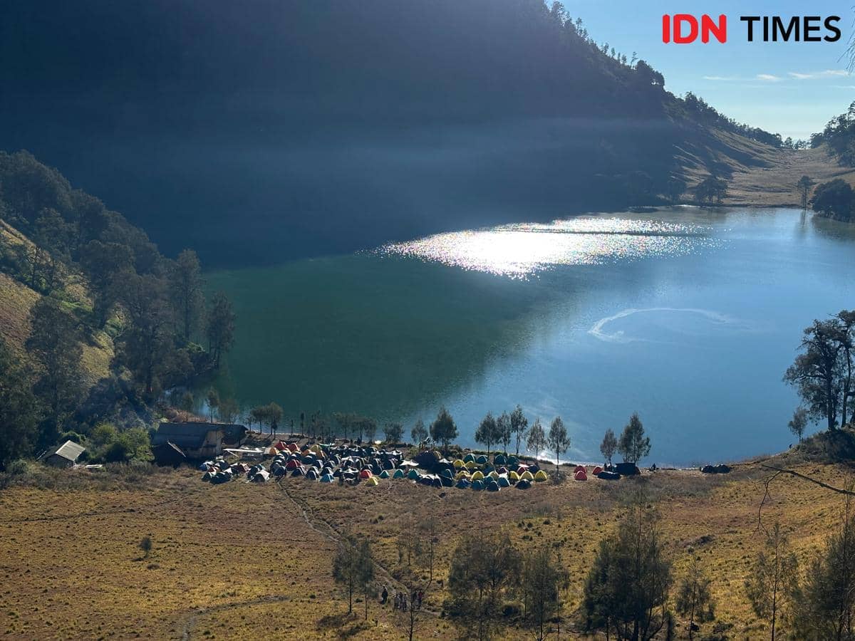 Kawasan Gunung Semeru Kebakaran, Pendakian Ditutup