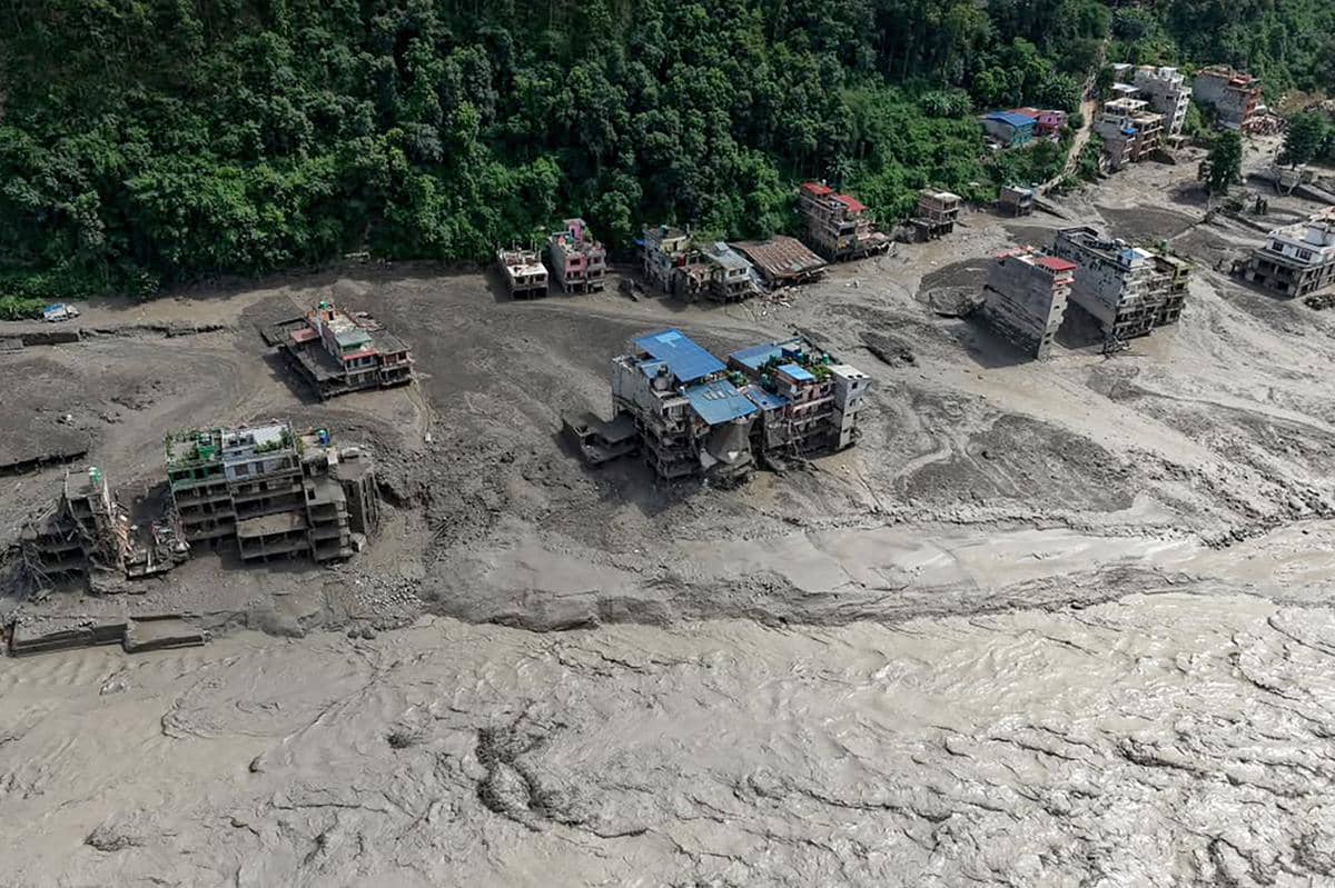 Banjir dan Longsor Nepal, 95 Orang Tewas dan 403 Hilang