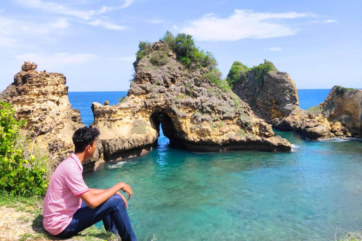 Pantai Sari Goang, Lombok 