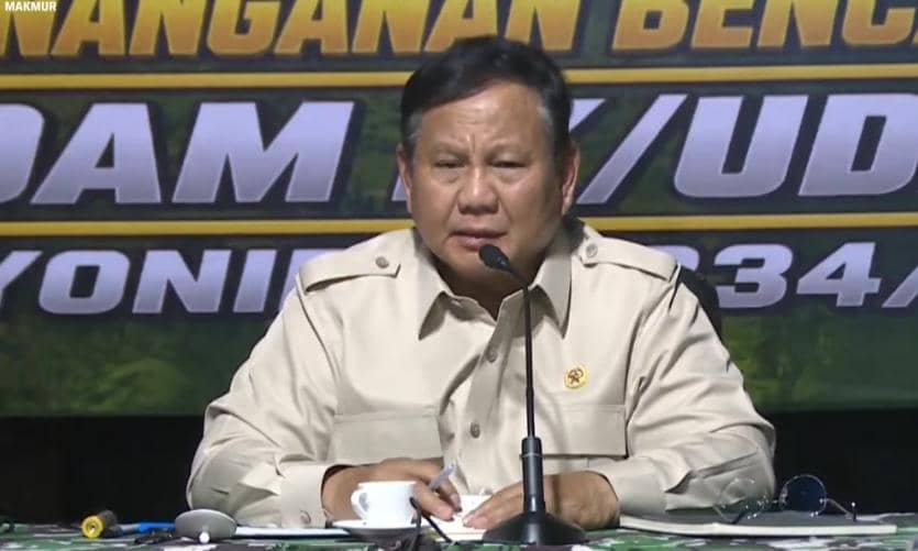 Presiden Prabowo Subianto memimpin rapat untuk meninjau dampak gempa di Kabupaten Nagekeo.