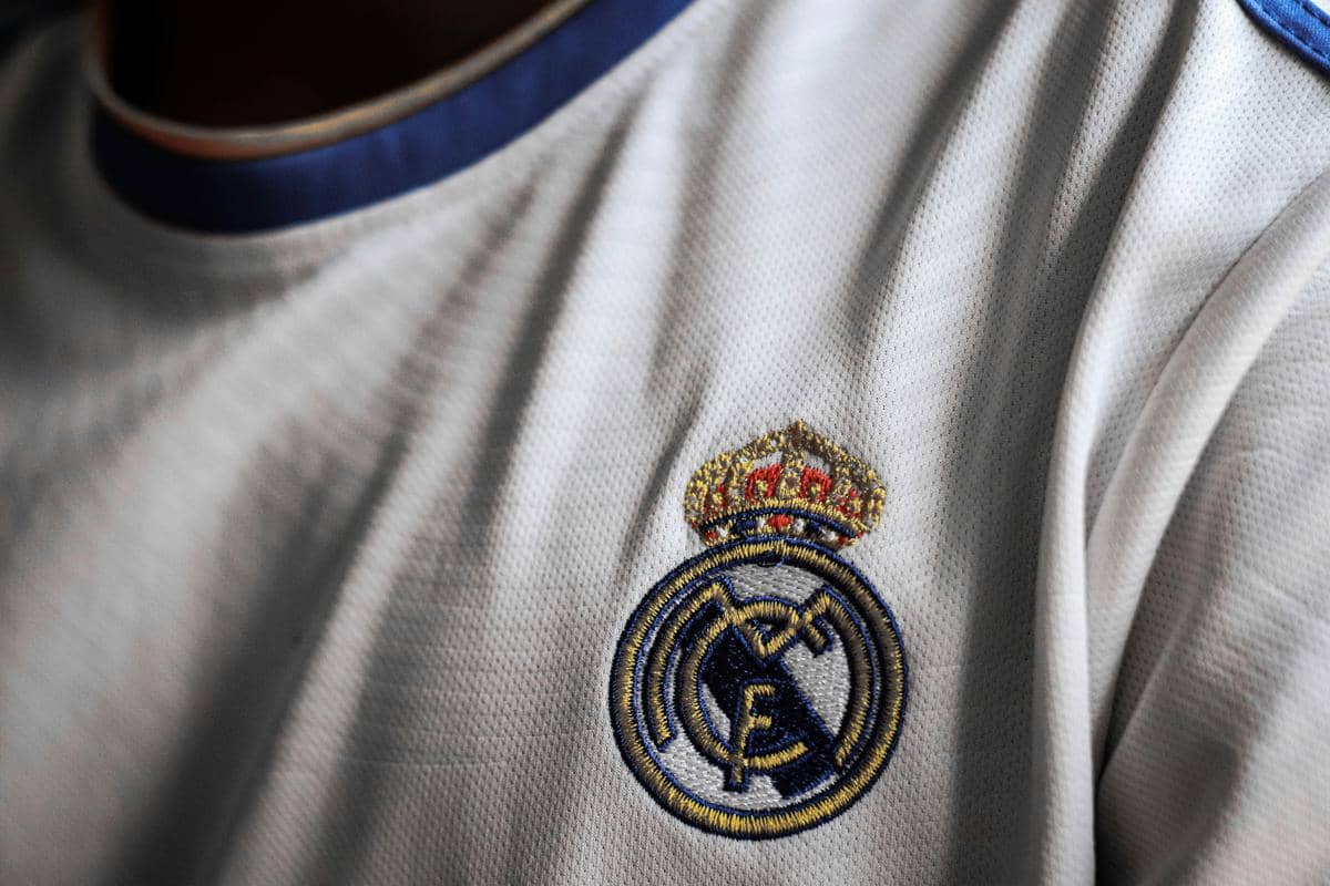 Cara Menentukan Harga Jersey Bola Lawas sebelum Dijual