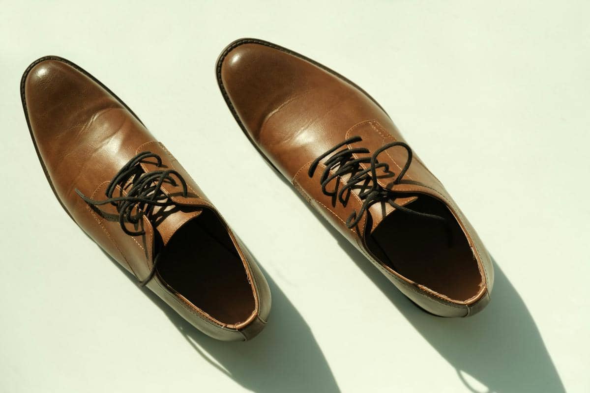 cara menyimpan sepatu agar tidak berjamur