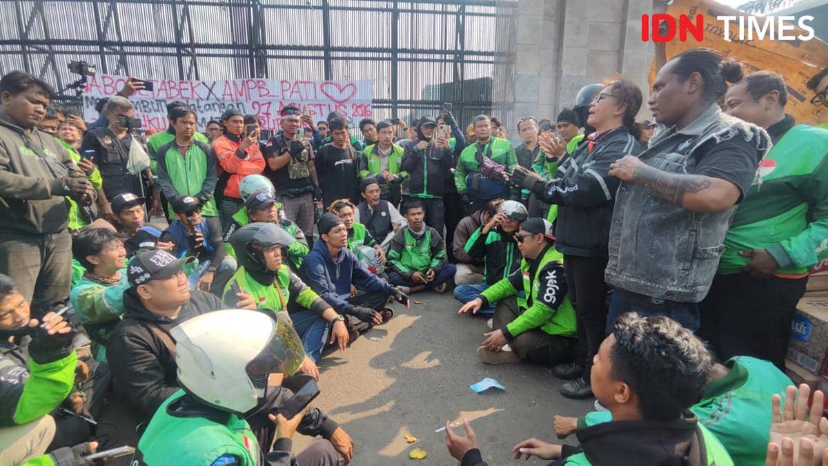 Ojol Berencana Menginap di Depan Gedung DPR Kawal Warga Pati Jelang Demo
