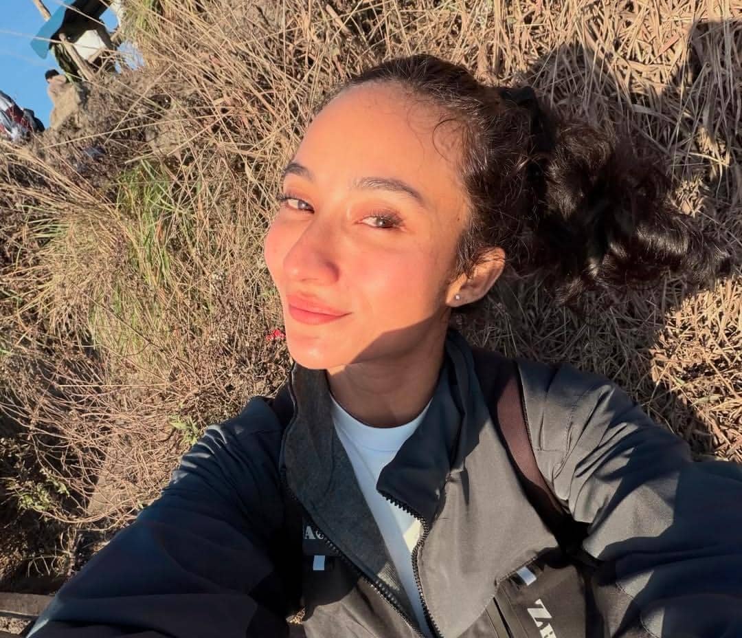 Naomi Zaskia mendaki Gunung Batur, Bali