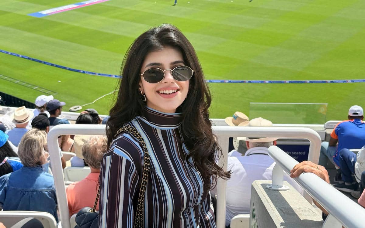 Sanjana Sanghi Liburan di London, Seru Abis!