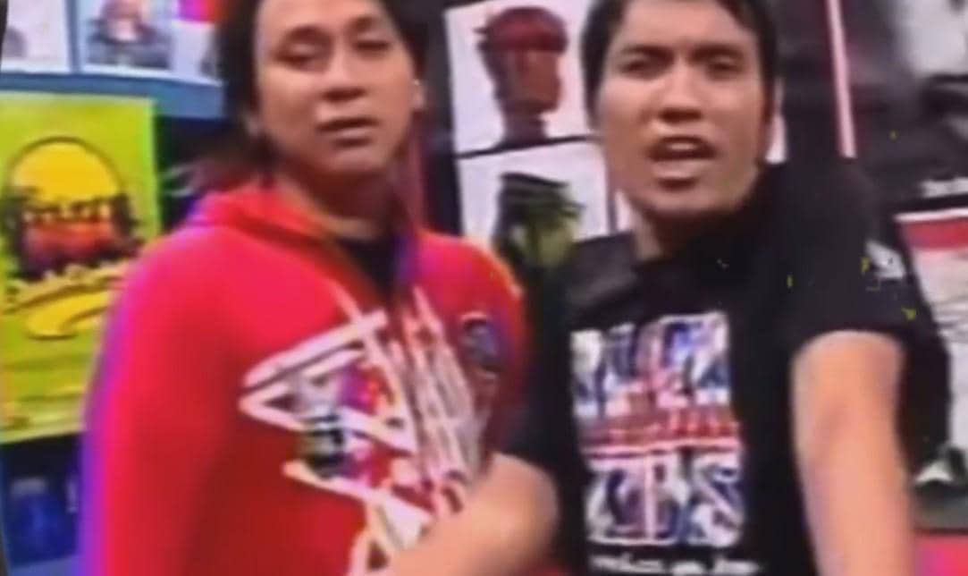 Potret Vincent dan Desta yang menggambarkan persahabatan hangat keduanya dalam unggahan Instagram Desta.