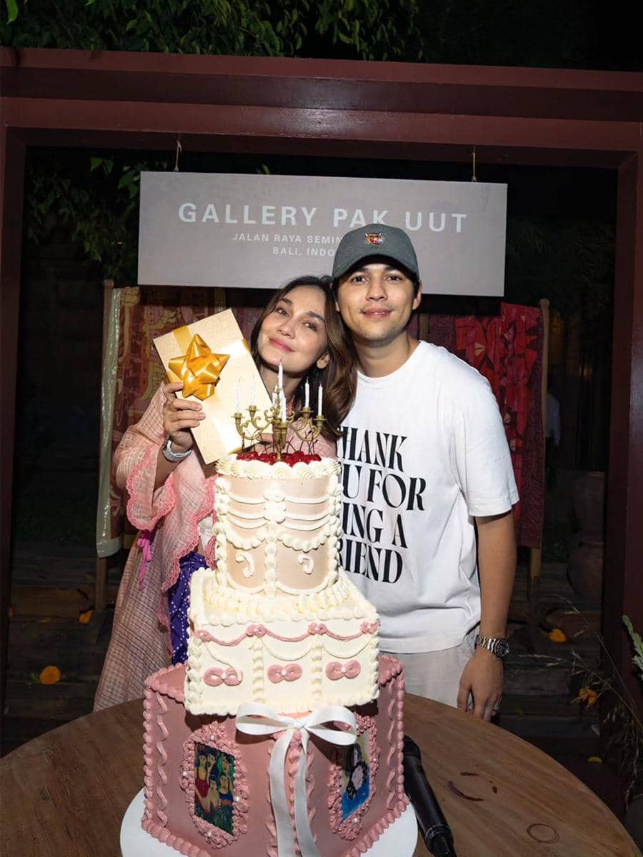 Ulang Tahun ke-43 Luna Maya (instagram.com/lunamaya)