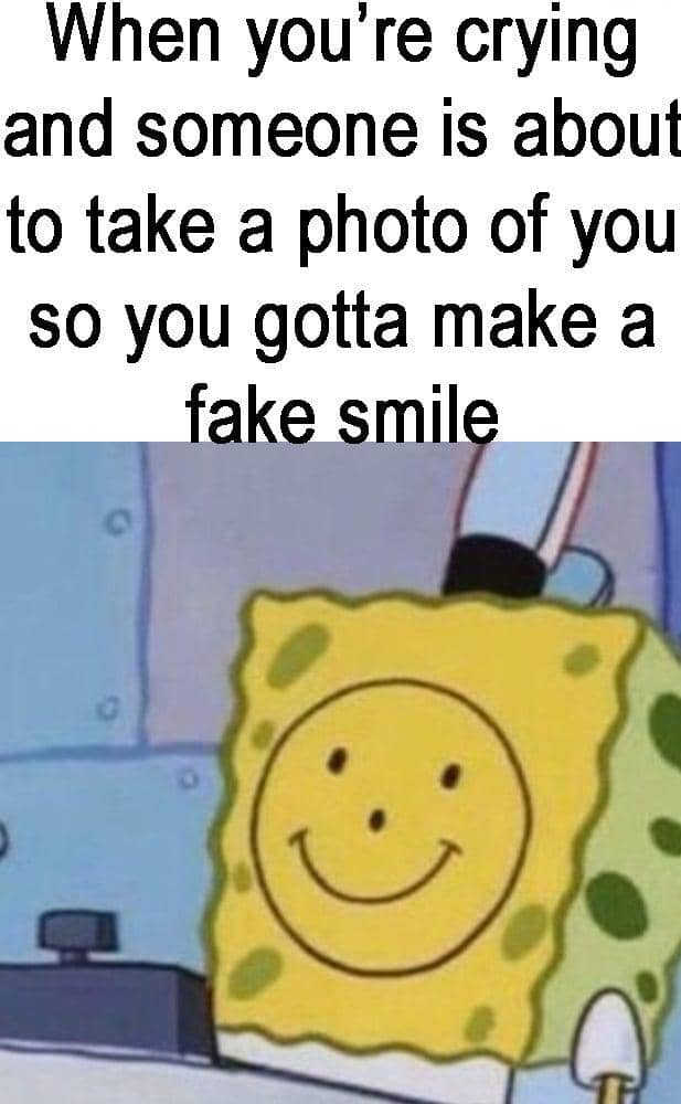 meme SpongeBob tentang tersenyum