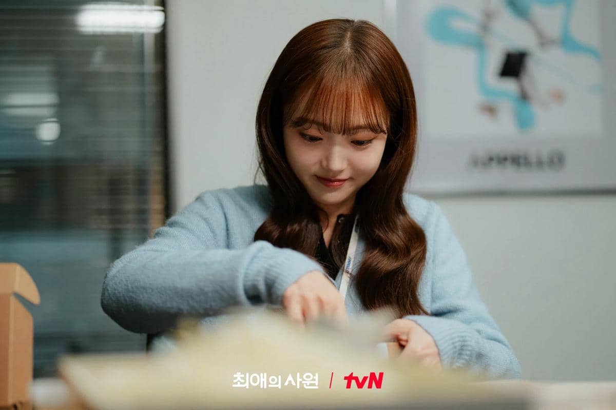 7 Sikap Bucin Nam Da Reum pada Kang Ha Gi di My Bias, My Boss