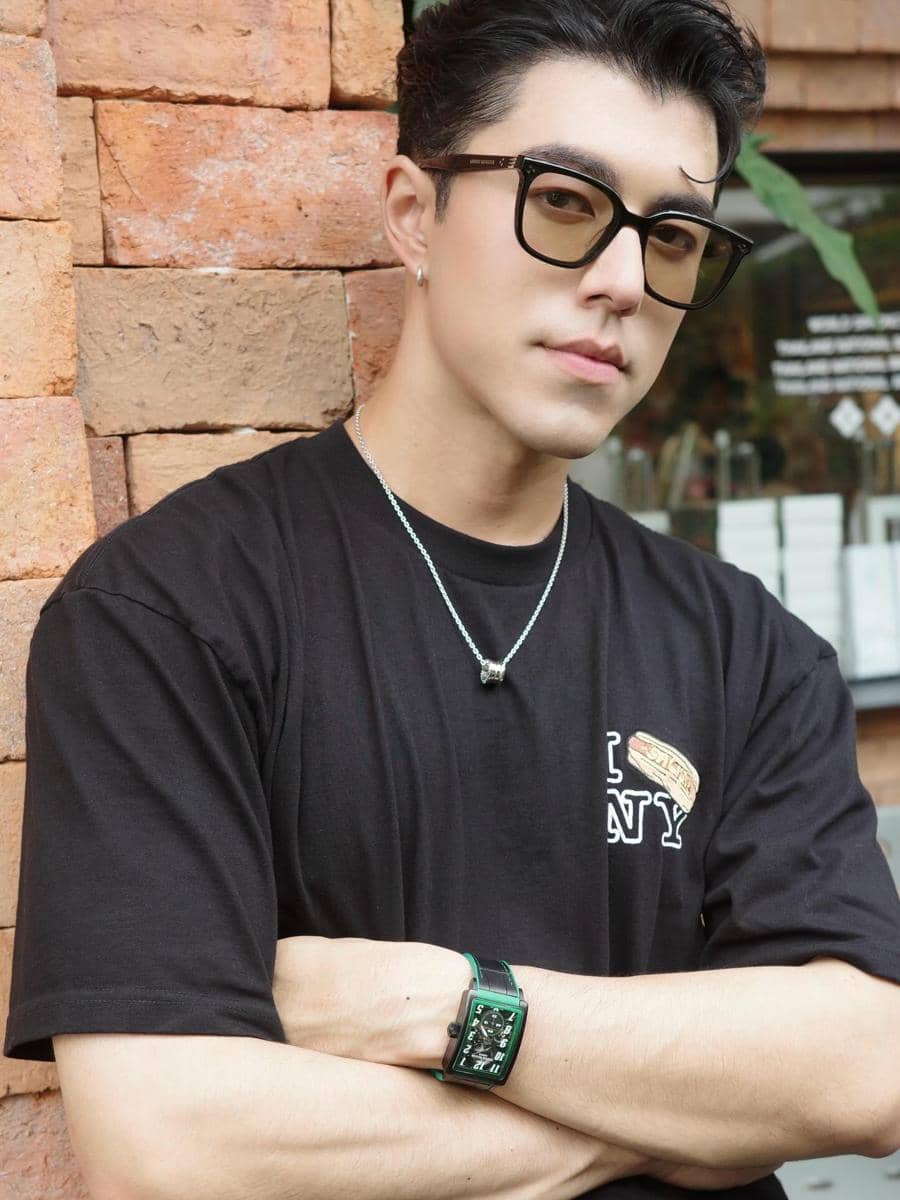 OOTD Pakai Aksesoris ala Nine Naphat