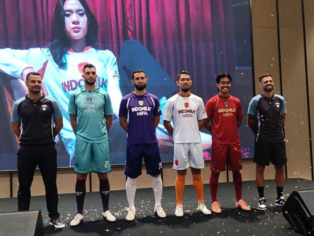 Persita Luncurkan Tim dan Pamer Jersey Baru, Pasang Target Realistis