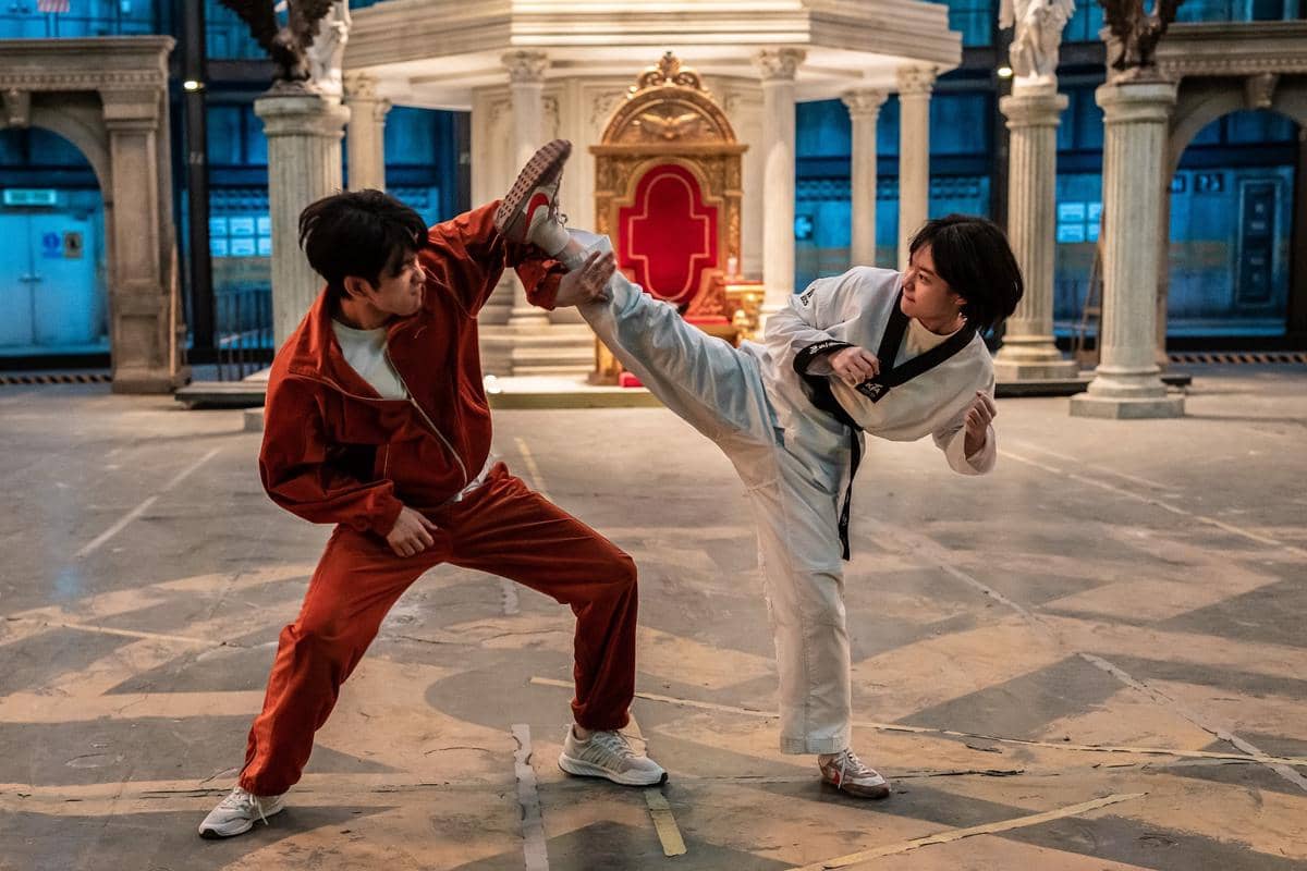Park Jin Young dan Lee Jae In di film Hi-Five